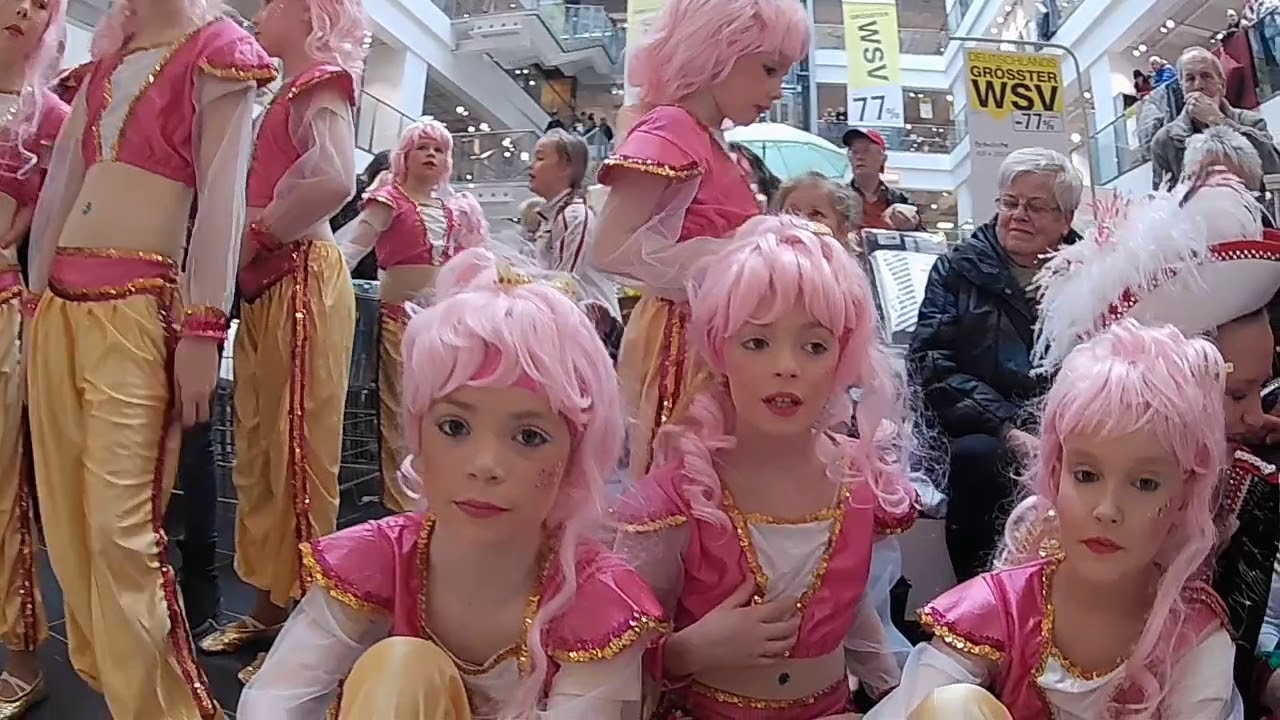 Hätzfelder Narrenshow im XXXLutz Neubert