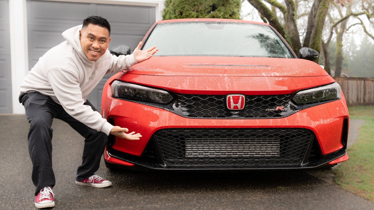 Я купил Honda Civic Type R 2025 года.