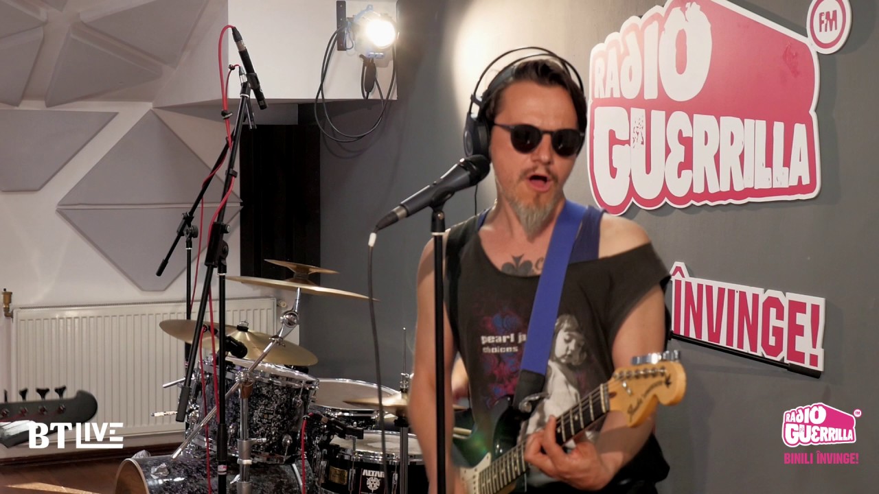 Space Needle - 'Seasons (Cover)' la BTLive @Guerrilive Radio Session