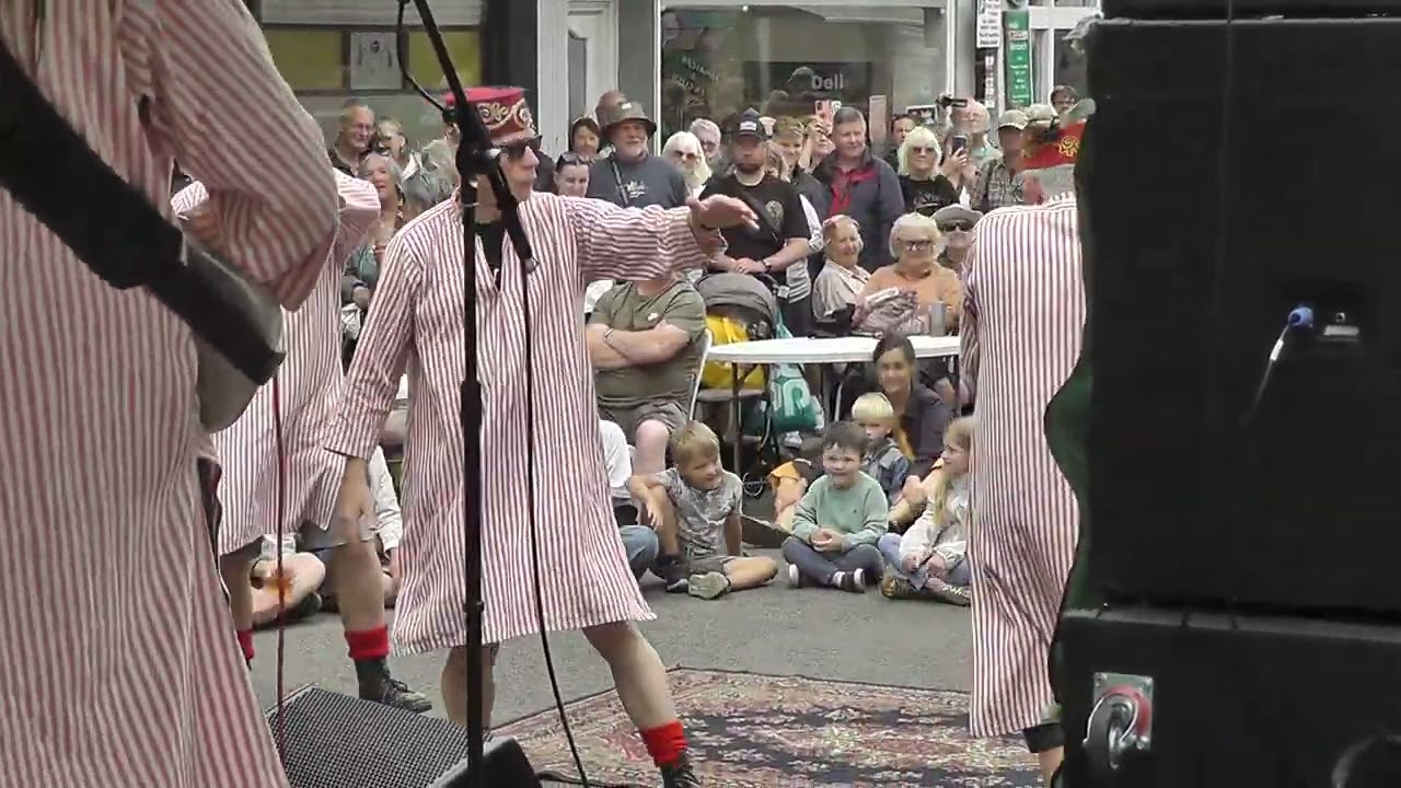 The Fabulous Fezheads 2025