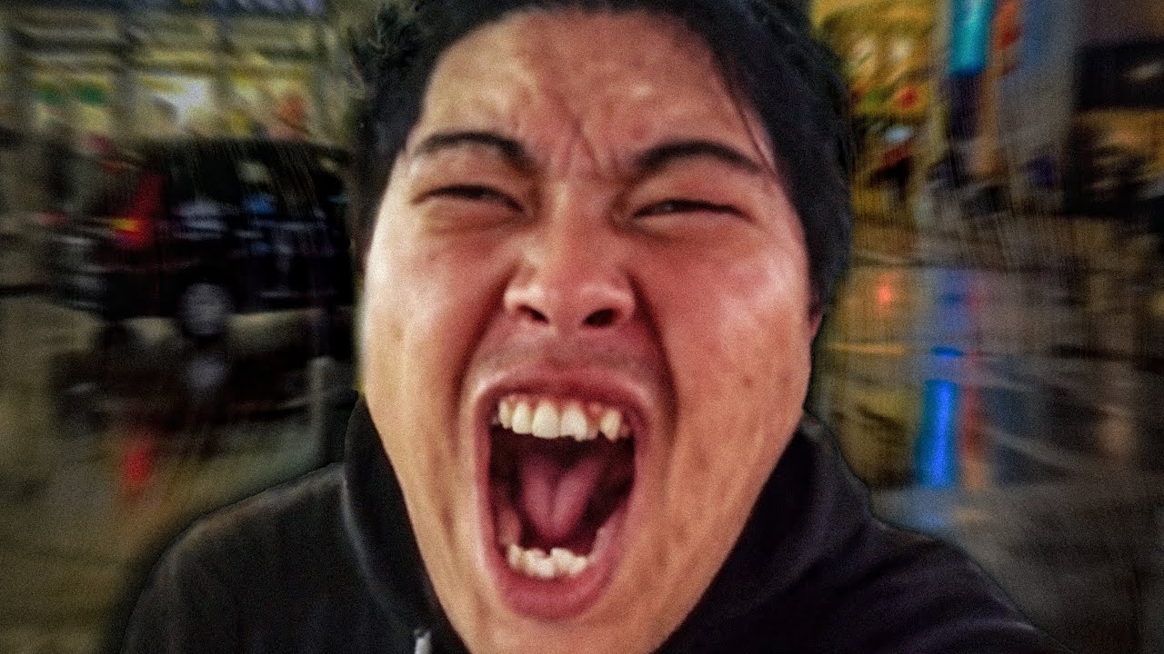 Japan's Loudest Man Tries to Kick Out All Chinese Tourists