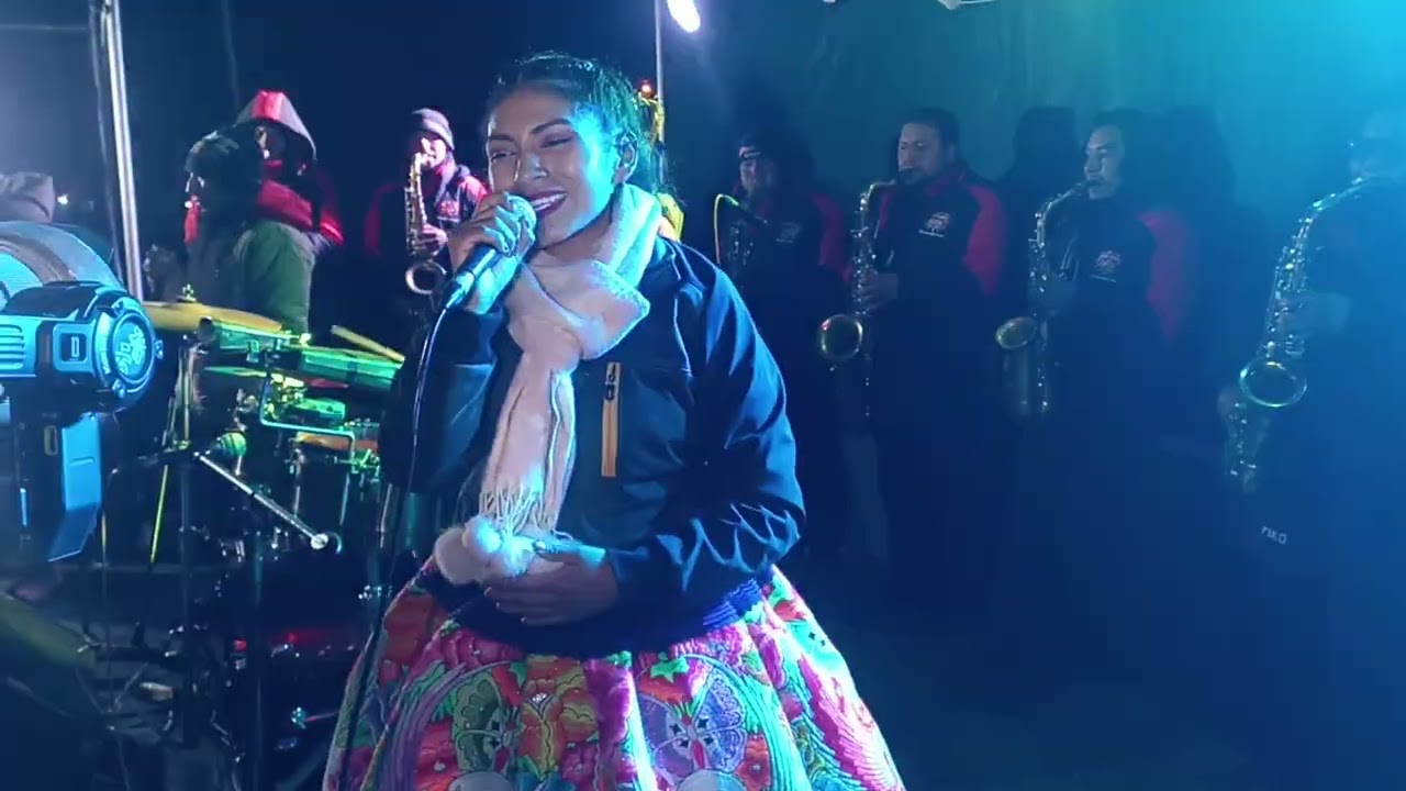 🇵🇪COCHA_ CASTROVIRREYNA🇵🇪 🎤Elvita corazón 🎤 Tu muñequita incomparable🤗❤️