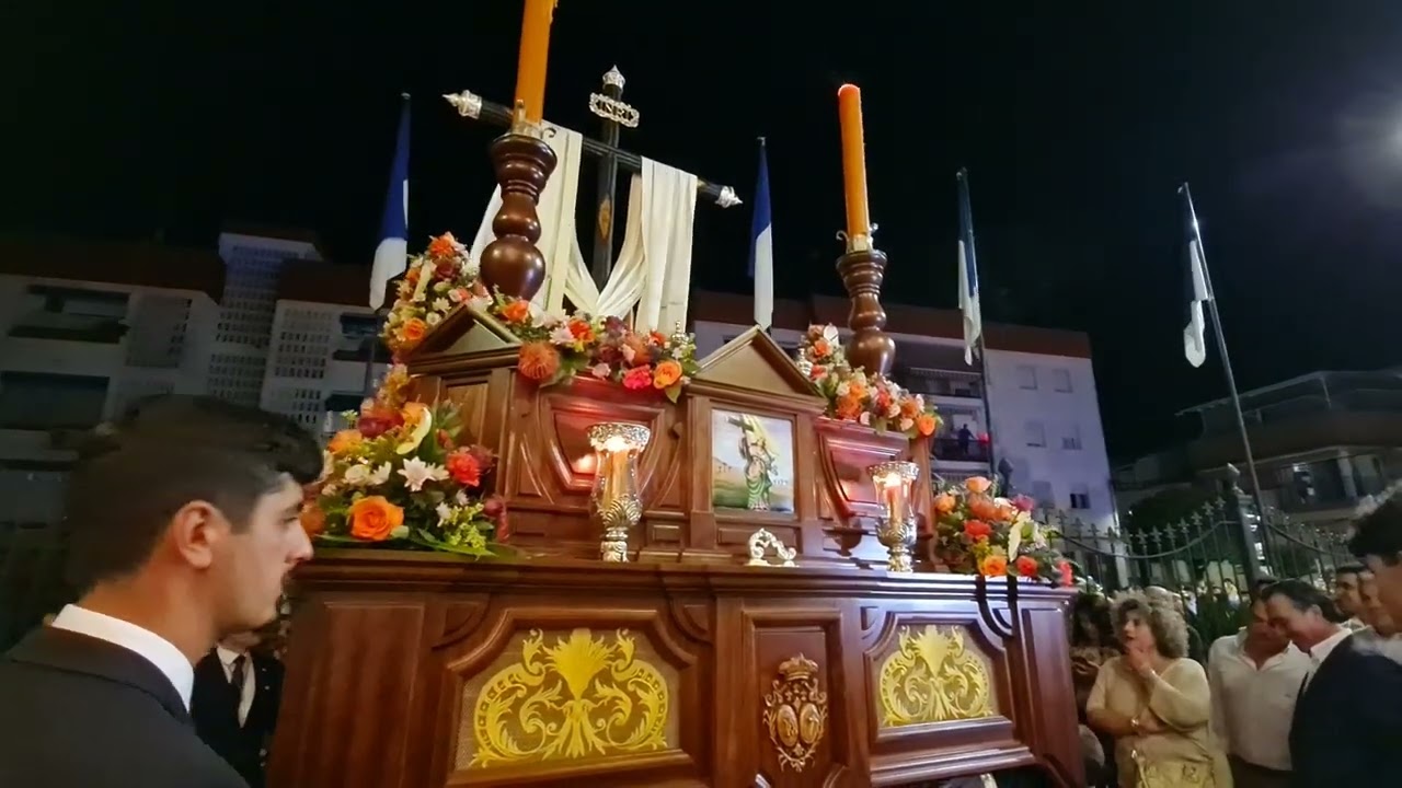 Entrada de la Santa Cruz de Mayo de Pilas 2023. Marcha Nuestro Señor por AM Magdalena de Arahal.