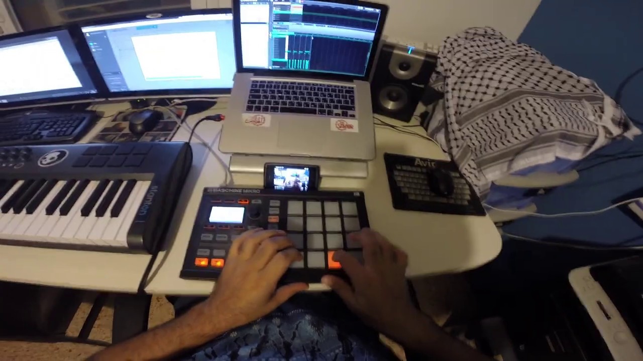 Fairuz  Making Beat on Maschine Mikro