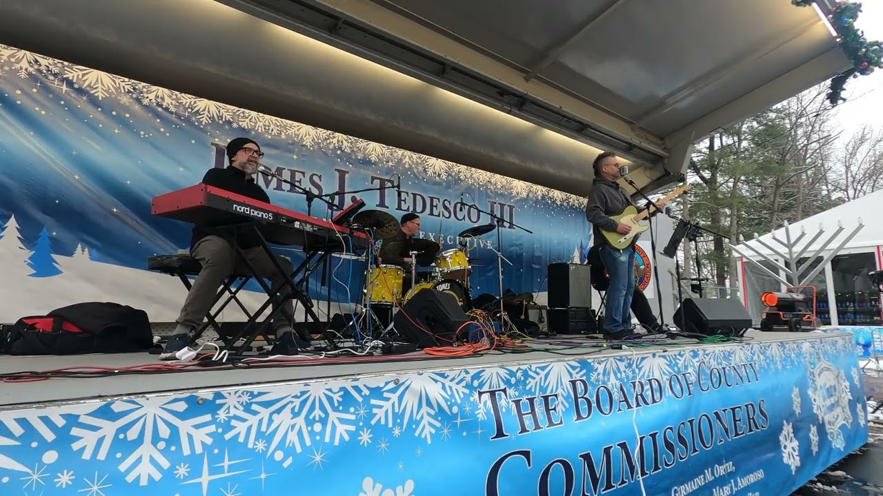 Rock Around the Clock - The Mad Slap Tones (Live) | Original Rock Anthem| Winter Wonderland 12-28-25