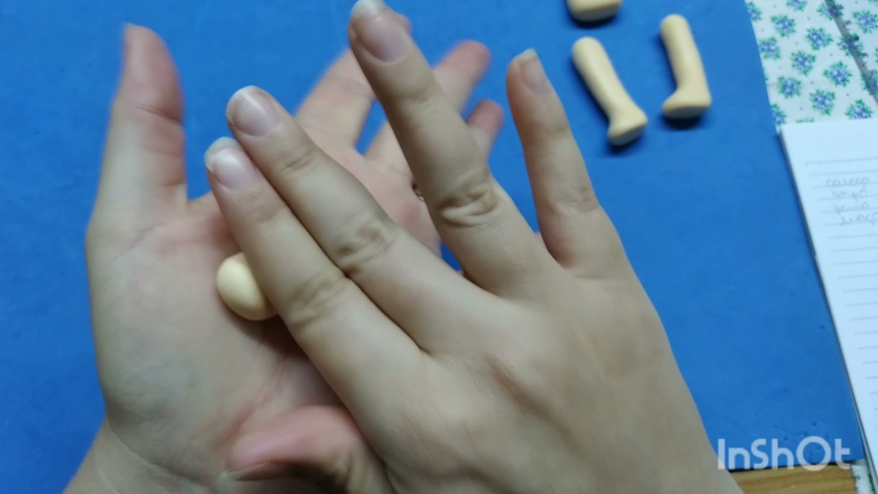 Corpinho manual em biscuit pra topo de bolo