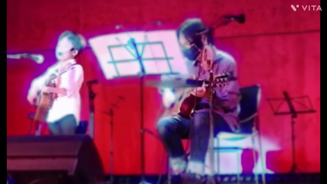7歳息子　Mr.Children  の『Birthday』をアコギで弾き語りしました。
