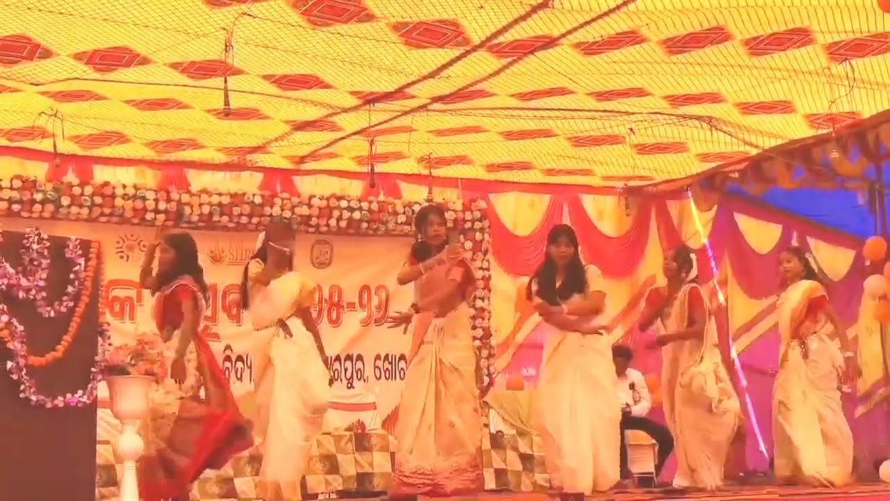 School annual function#girls from our class#Dance video of Sunil 11#new#viral#Trending