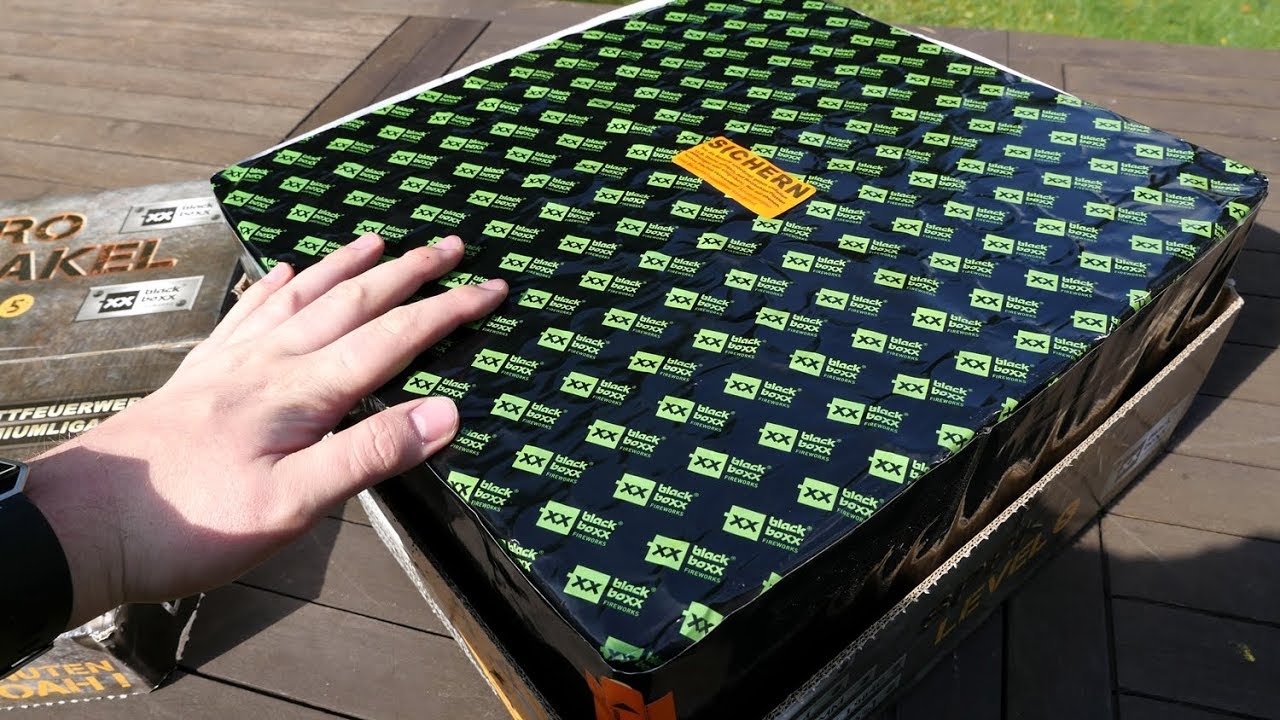 200€ XXL Verbund Feuerwerk Pyro Spektakel Level 5 Blackboxx Fireworks