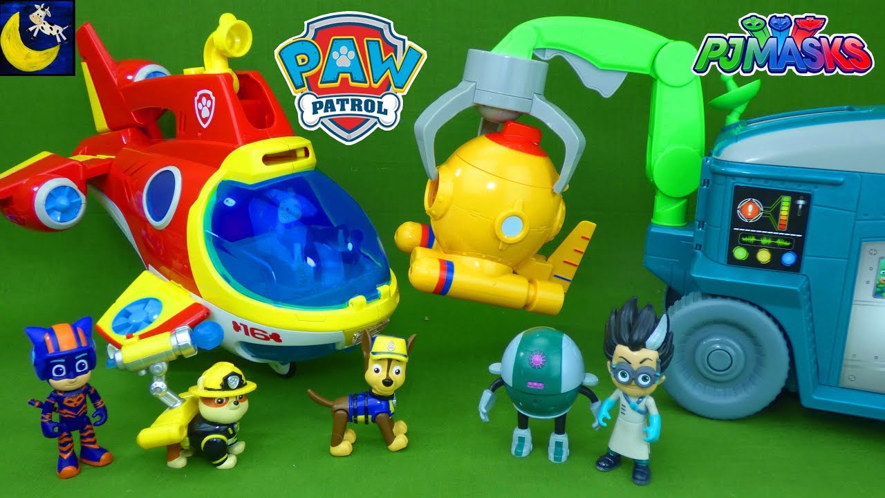 Paw Patrol Toys Rescue Captain Turbot from the PJ Masks Romeo's Lab Playset Sea Patrol Sub Patroller