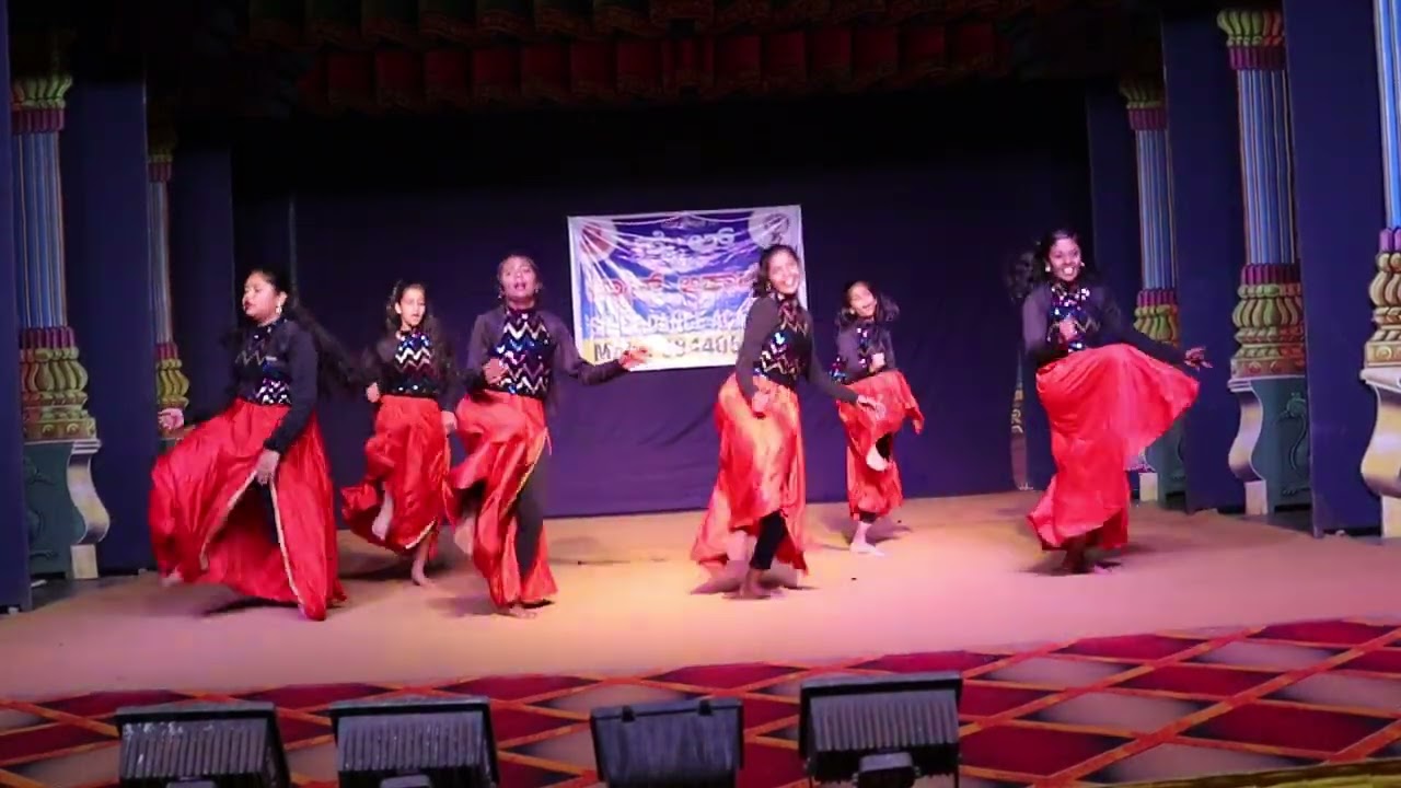 Aakaradalli Gulabi Rangide Dance cover By SDA Girl Tumakuru