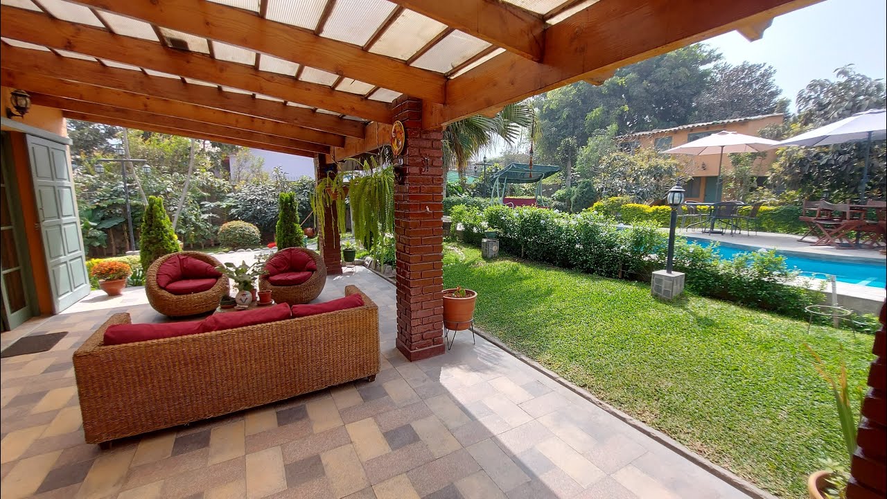 SE VENDE HERMOSA Y AMPLIA CASA CON PISCINA EN CHACLACAYO