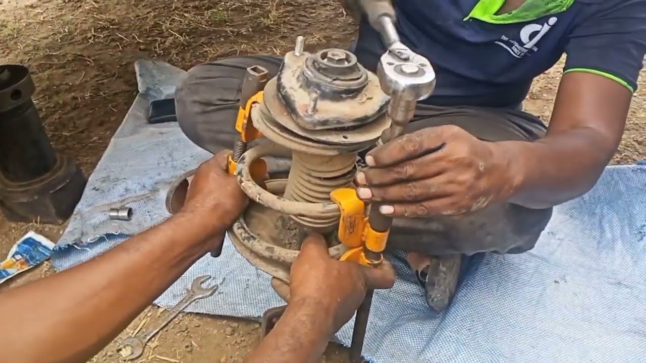 Mahindra Maximo Front Wheel Shocker Pleate Kaise Change Karen