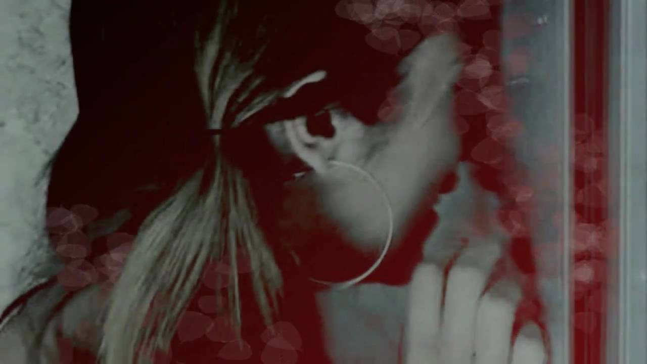 Tracy/Evie - Damaged