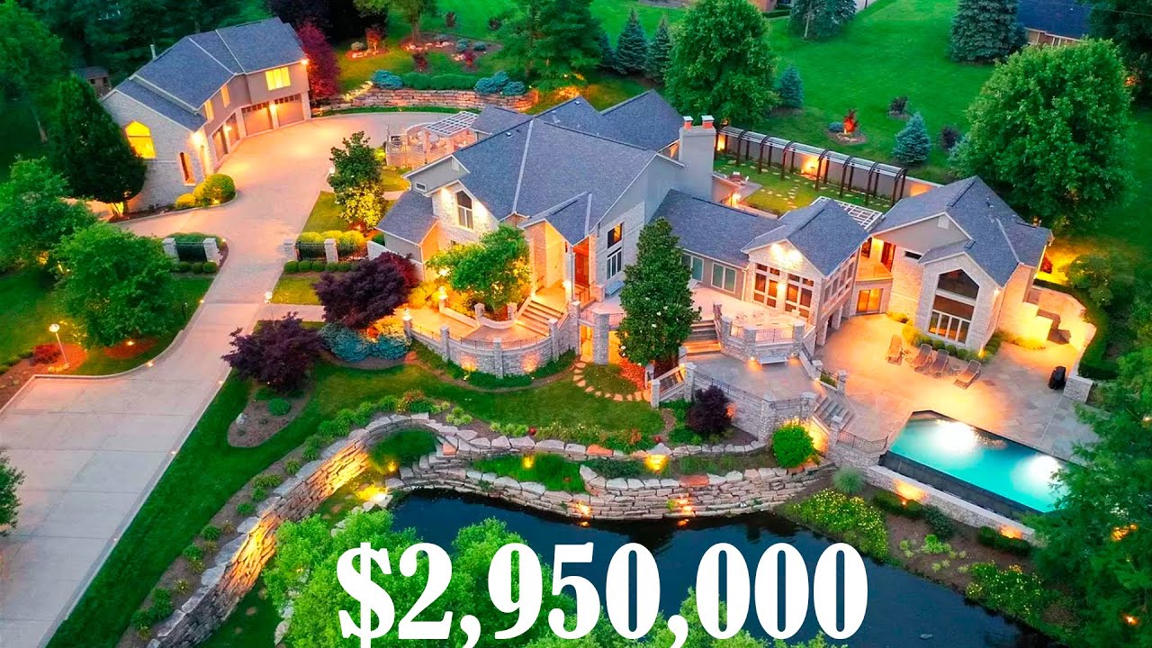 Luxurious mansion with modern interior design in Kentucky for $2,950,000.