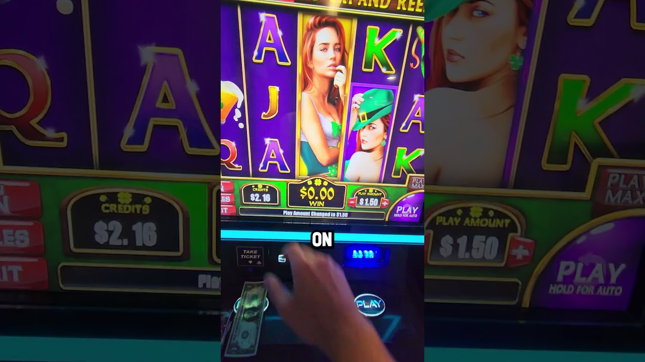 Trick To Win 100% Of The Time on a Slot Machine #shorts