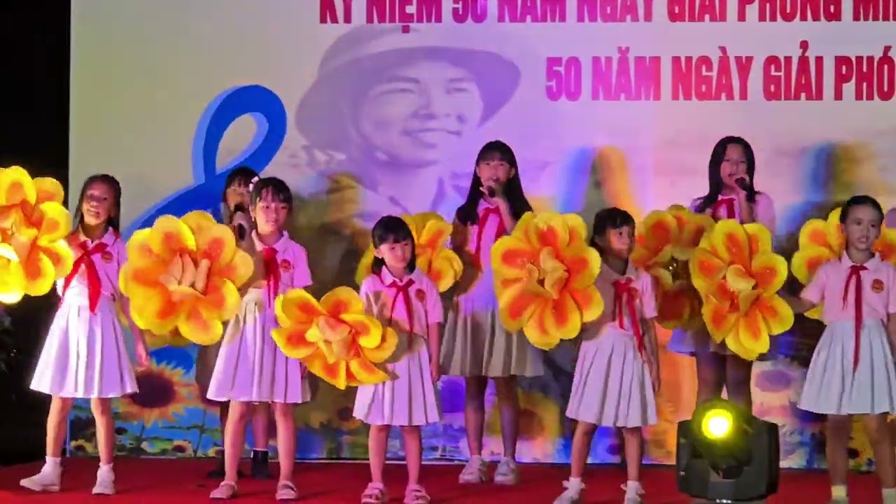 Ai yêu Bác Hồ Chí Minh hơn thiếu niên nhi đồng Sáng Tác Phong Nhã |#music #thieunhi