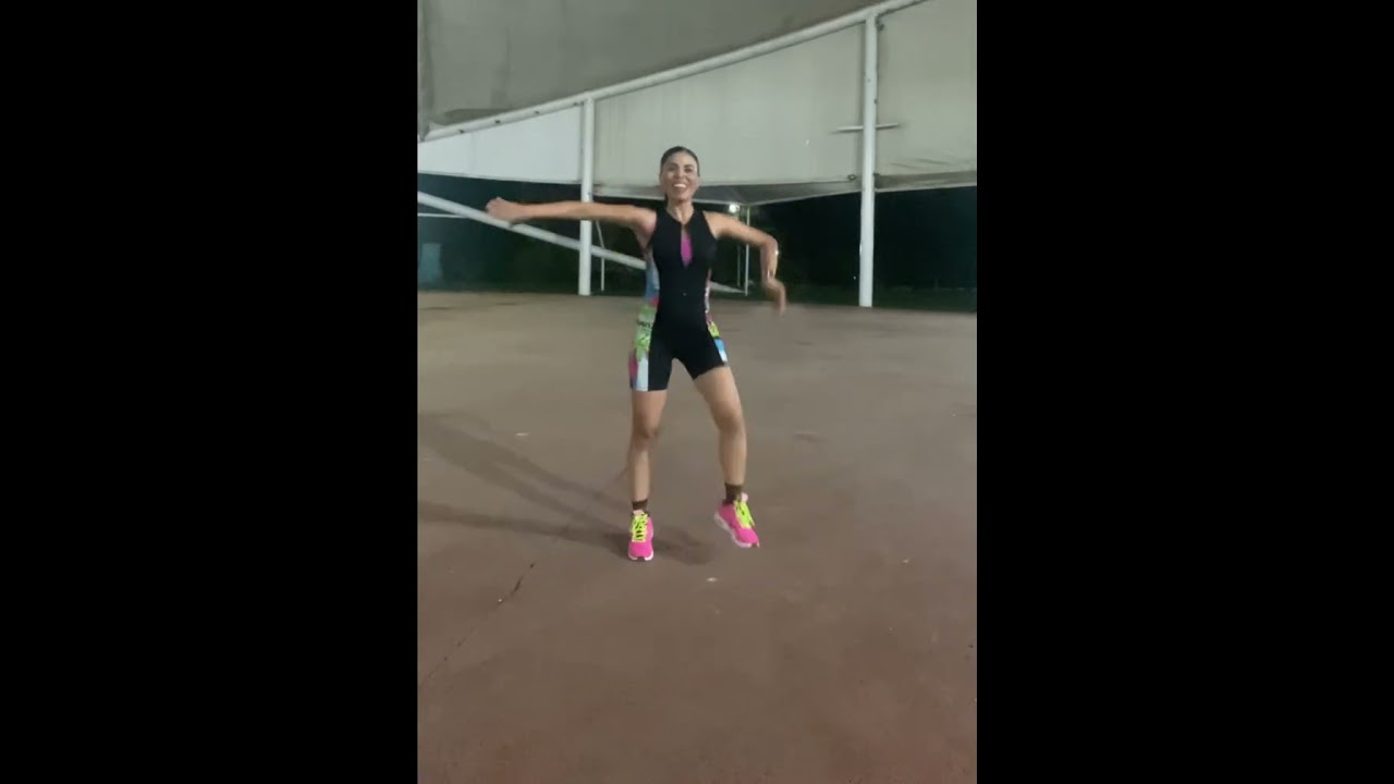 Si antes te hubiera conocido      Karol G  , Martha fit zumba no tengo los derecho de la música