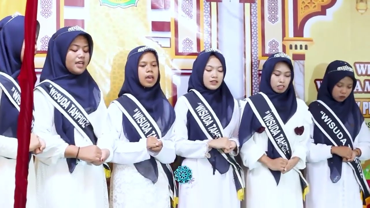 Wisuda tahfidzul Qur'an PP RIYADLUS SHOLIHIN REJING