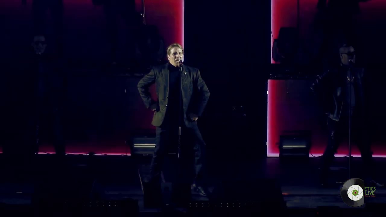 René Farrait ft.  MDO -  Rock en la TV | GiraTour Pop & Rock