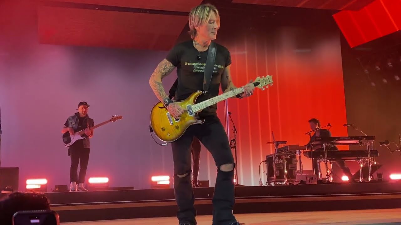 Keith Urban - Days Go By - 02/15/2025