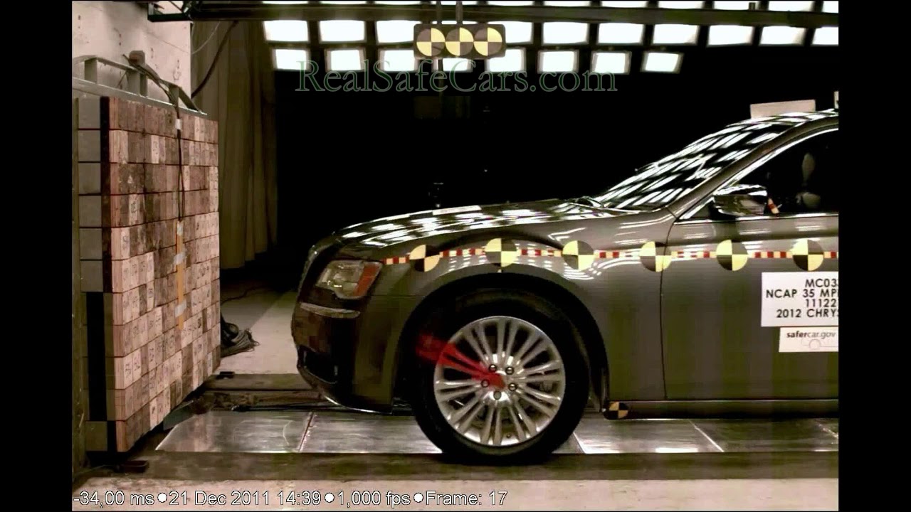 Chrysler 300 (2011-2017) Crash Tests (Side-Pole, Front, Side)