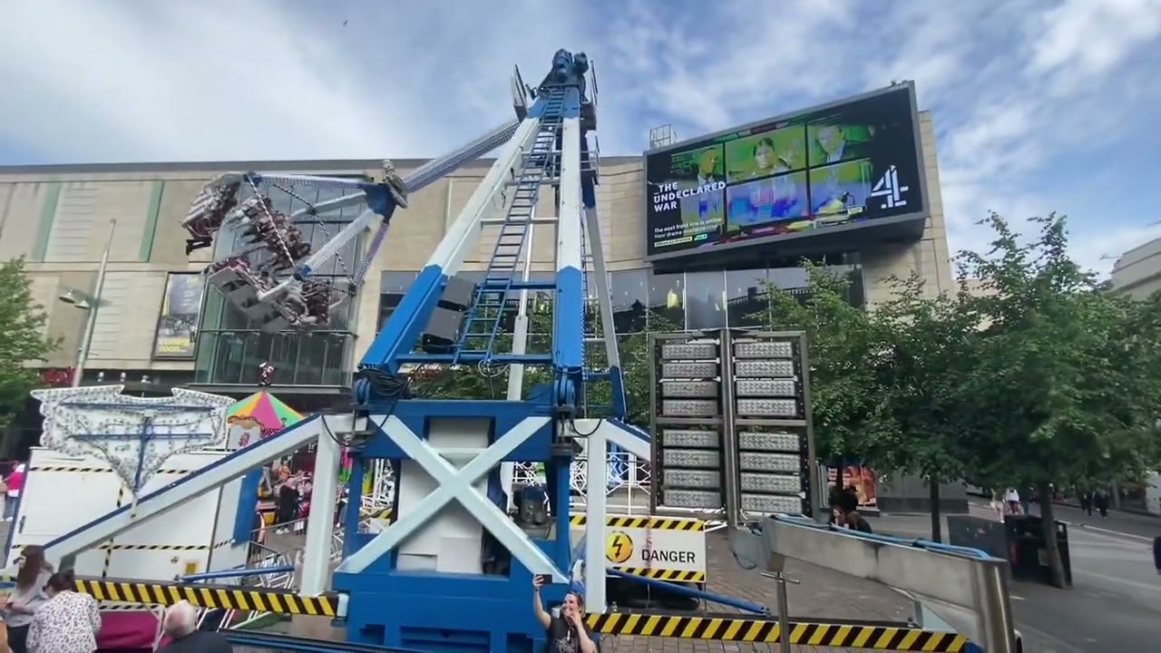 St Enoch Square Glasgow Funfair | July 2022 - Fun Time Carnivals