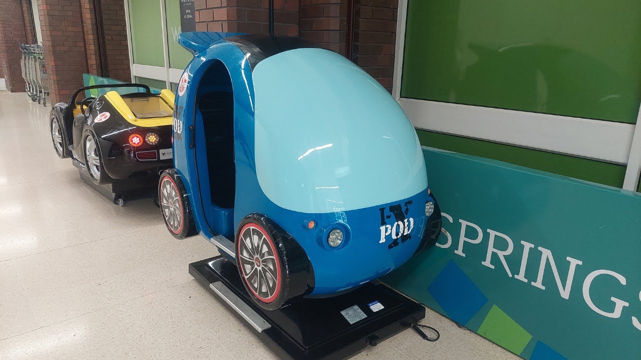 2010s Jolly Roger Blue IX Pod Kiddie Ride