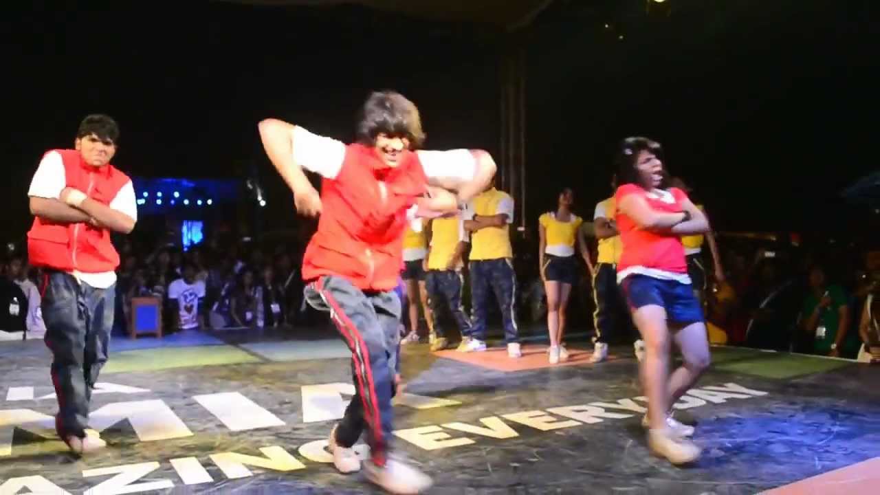 D3 - Dil Dosti Dance Performance at Indiafest 2012