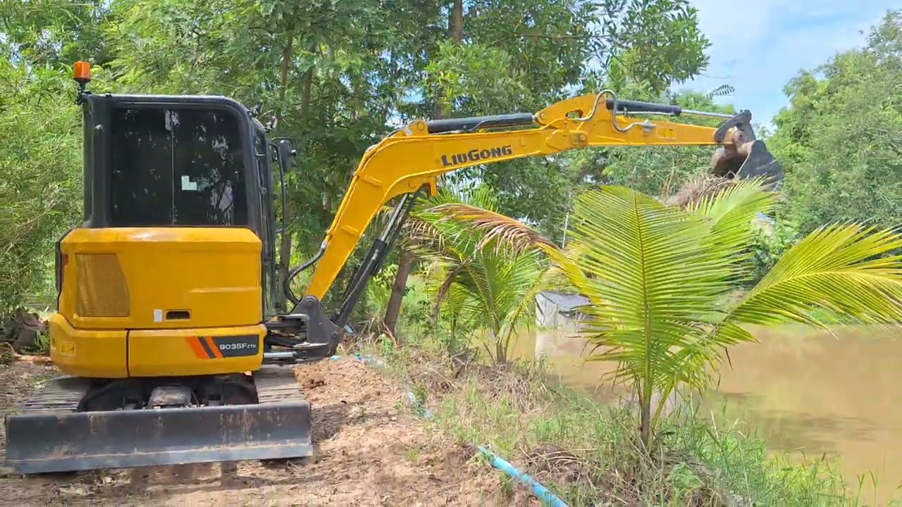 รีวิวรถขุดเล็กตัวท็อป LIUGONG 9035F ทำสวนเกษตรเหมาะจัดชมไปบ่นไป excavator