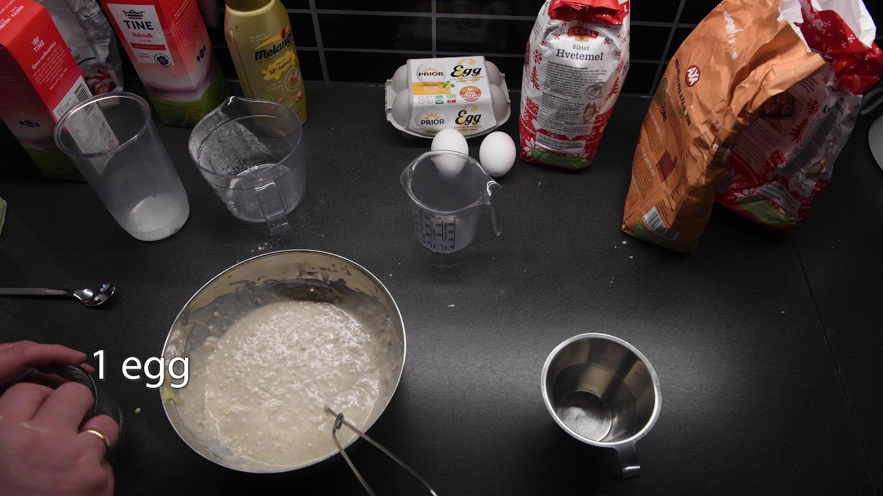 Grove pannekaker med havregryn