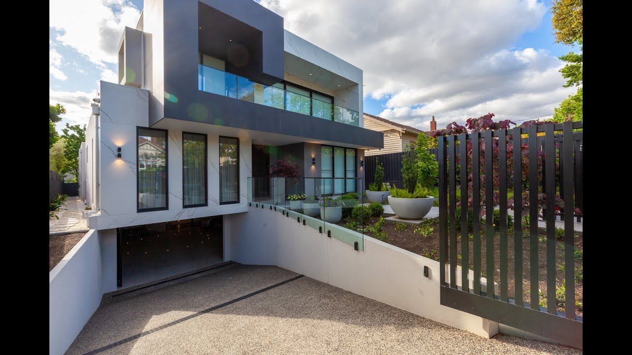 Luxurious Smart Home Designed & Built By My Builder Victoria