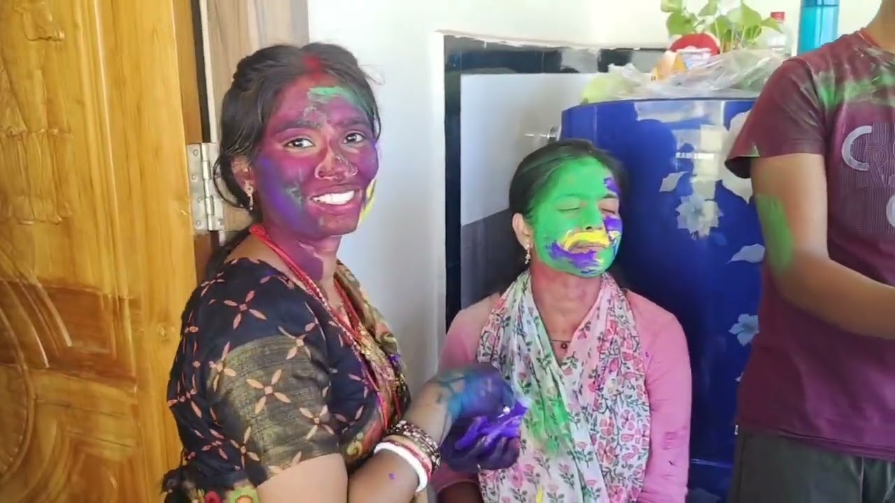 Is baar ki holi kuch alag tha ....