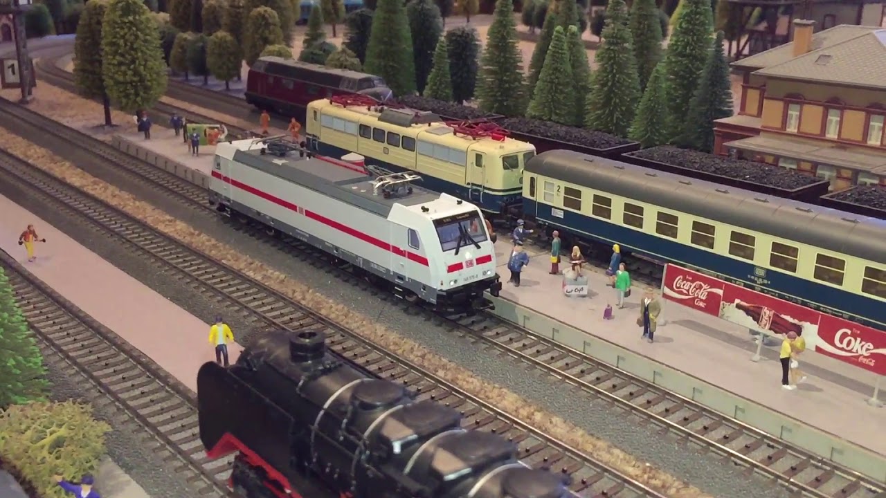 M&auml;rklin 37447 IC Lok BR 146.5 DB