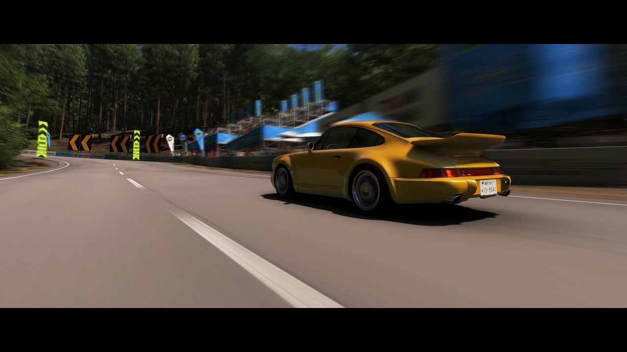 (Monthly rivals FH6) This Porsche is a Nightmare to drive.