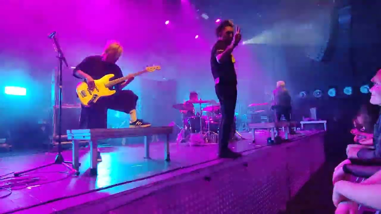 SiM - KiLLiNG ME (Live at Amager Bio, Copenhagen, 2024/02/01)