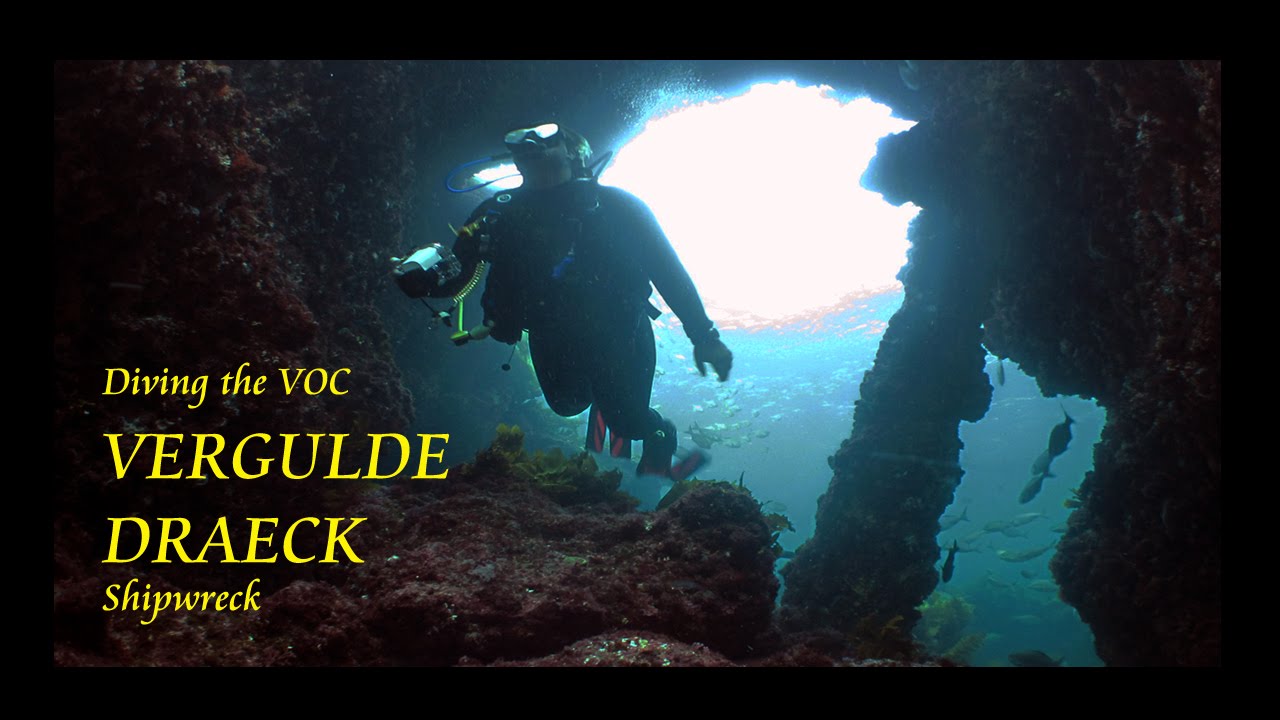 The 1656 Dutch VOC Shipwreck of the Vergulde Draeck (Gilt Dragon). Diving, Western Australia