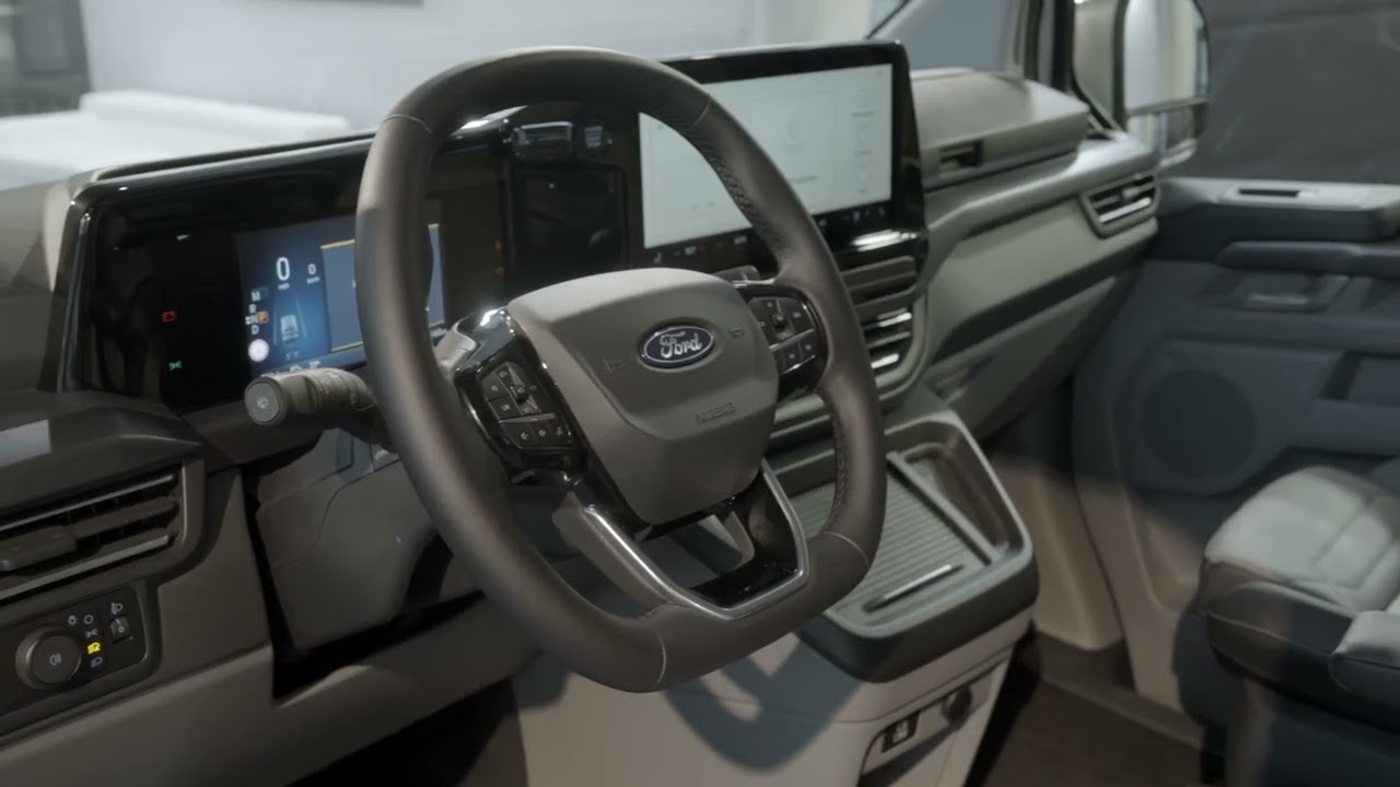 Ford Tourneo Custom : TTG Travel Experience | Ford Italia