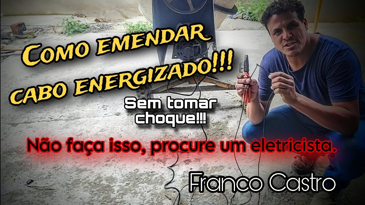 Emenda em cabo energizado!!! Muito Arriscado!!!   #obra #pedreiro #construção #reforma #eletricista