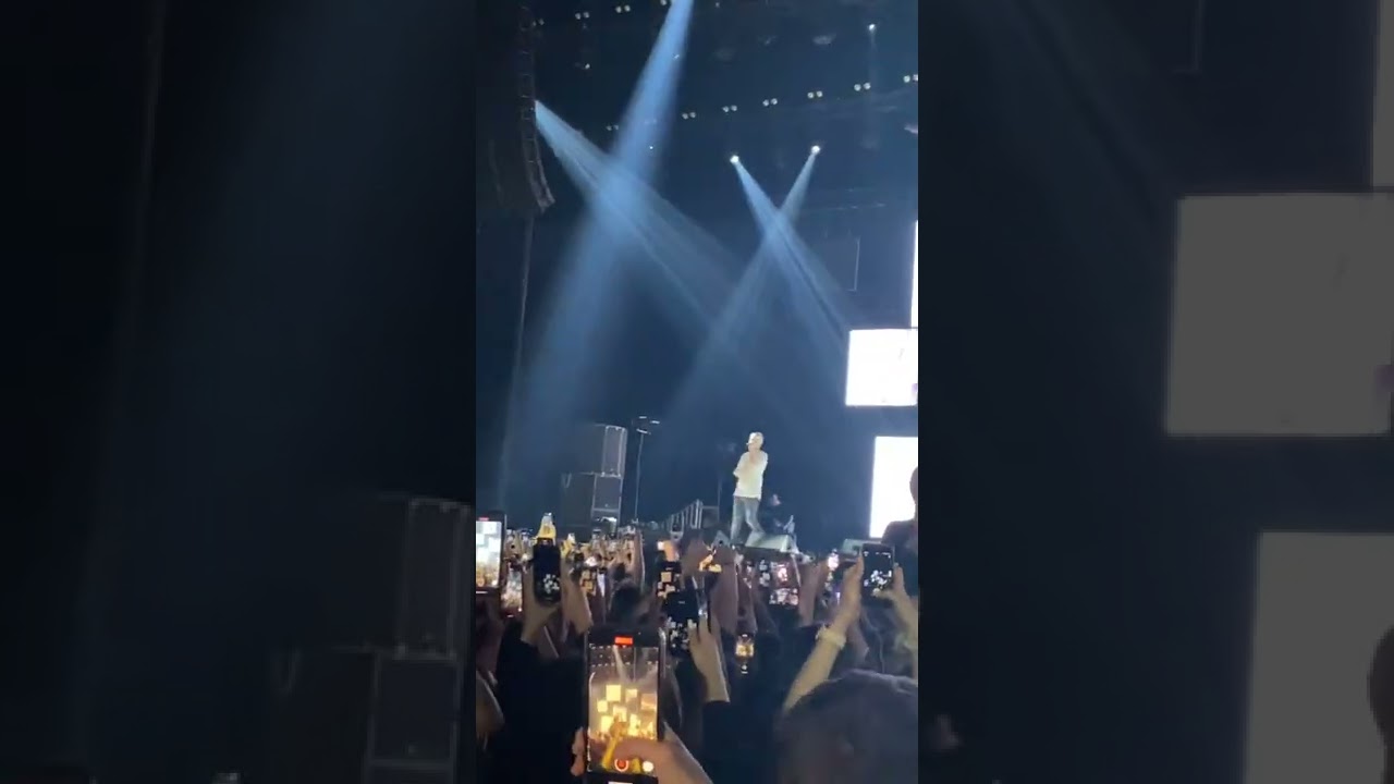 Janek nie jest wcale - koncert tauron arena kraków 01.04.22 Jan Rapowanie