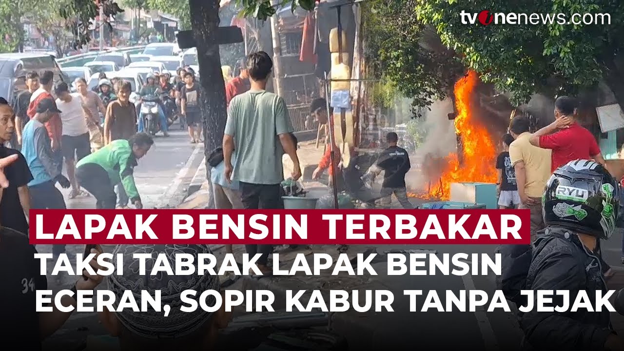 Taksi Ugal-ugalan Tabrak Lapak Bensin di Tanah Abang, Api Langsung Membesar! | OneNews Update