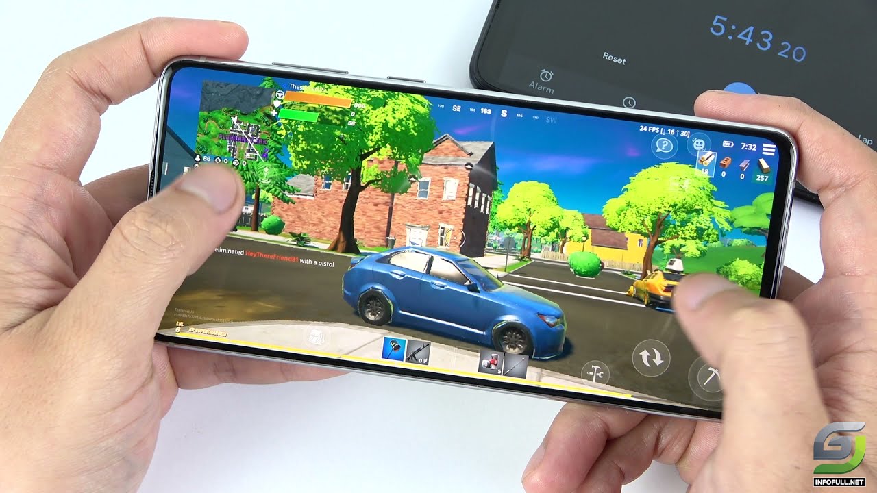 Samsung Note 10 Lite test game Fortnite Mobile