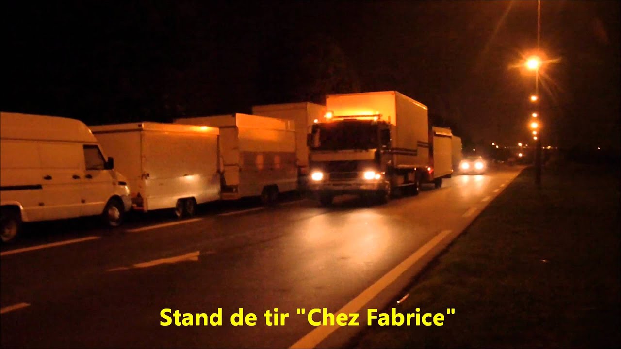 Arrivée des forains - Jour 2 - Lundi 22 Aout 2011