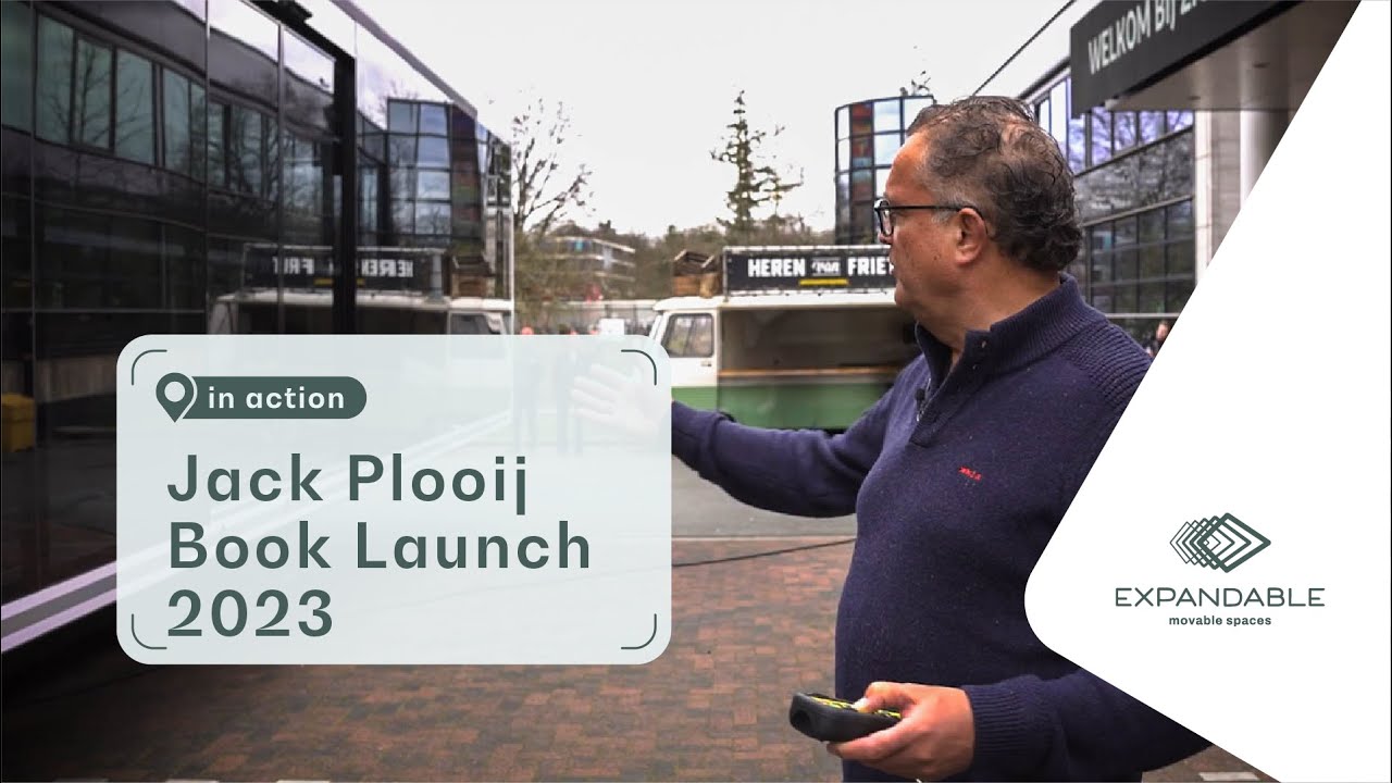 Jack Plooij Shows How Easy It Is to Set Up an Expandable Trailer!