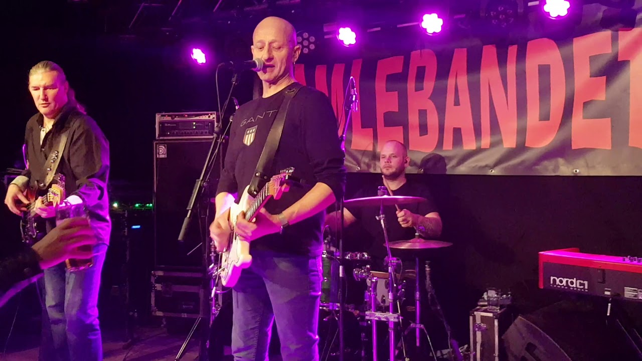 Samlebandet - Deilig (Plumbo-cover): Live at Hugos Pub, Finnsnes 7.03.2020