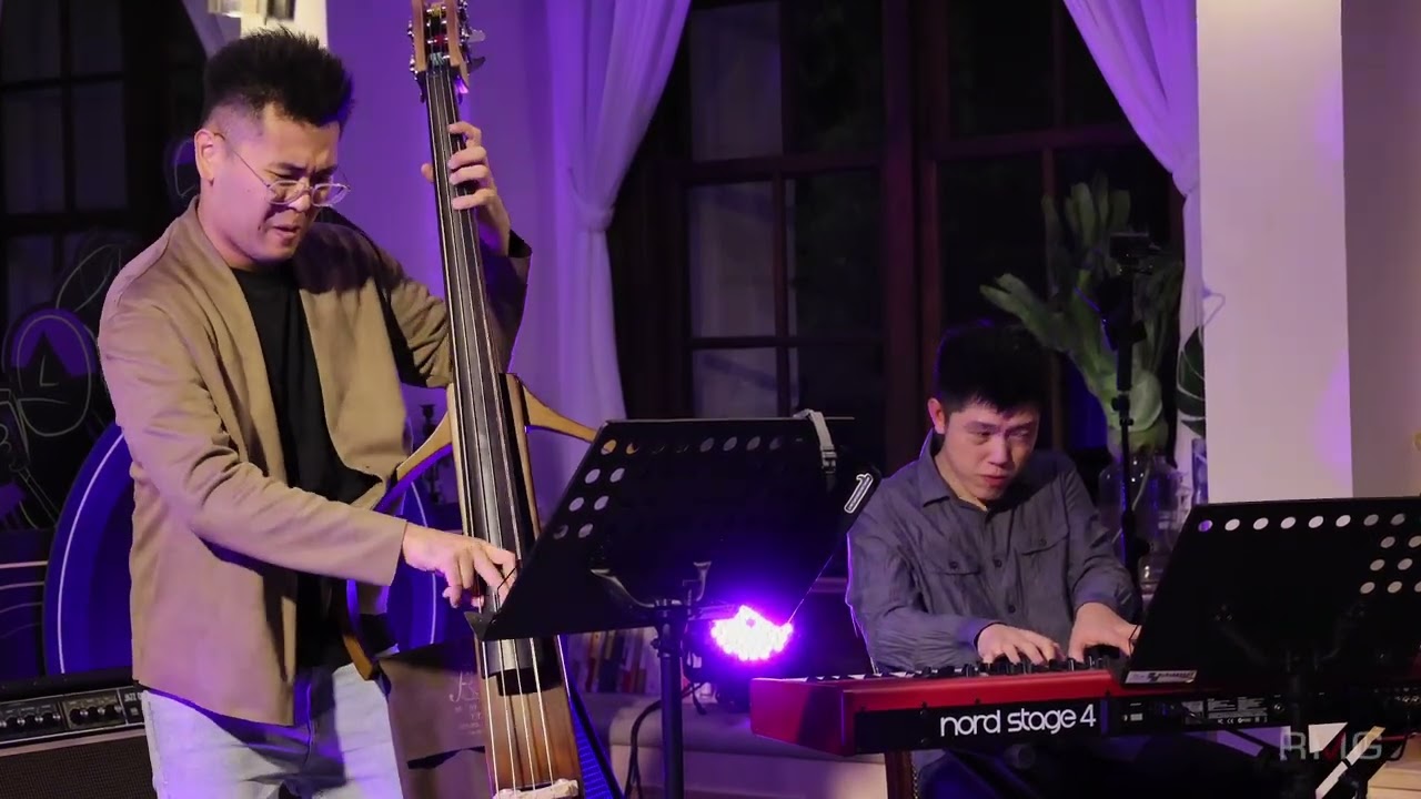 Boplicity - Singing Huang's trio