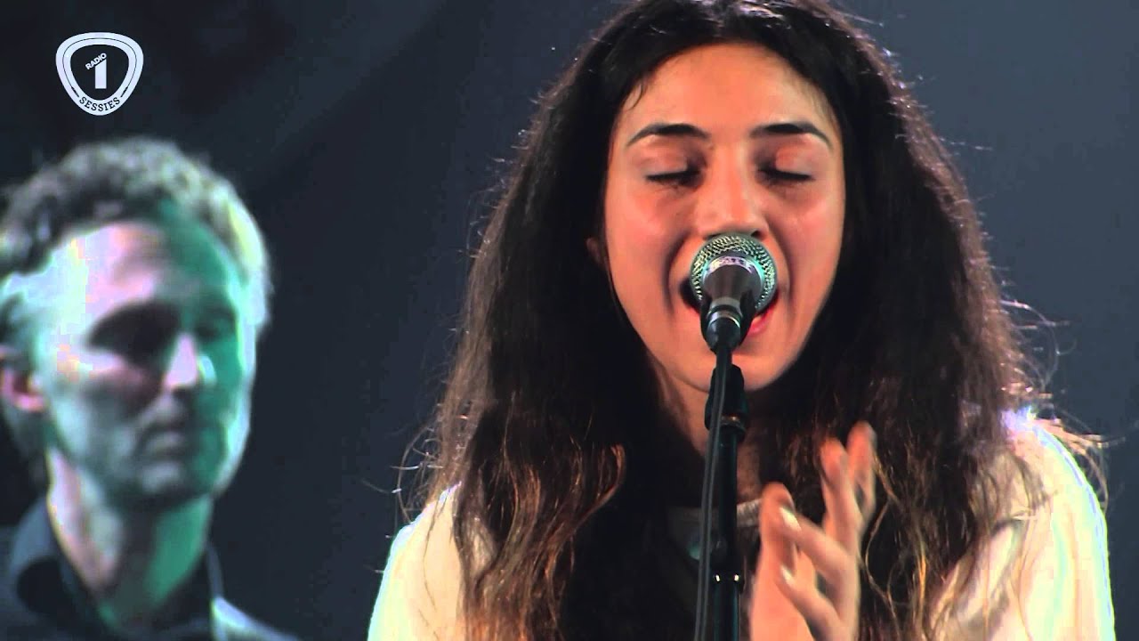 Closer To You - Novastar & Lara Chedraoui (Radio 1 Sessies 2014)