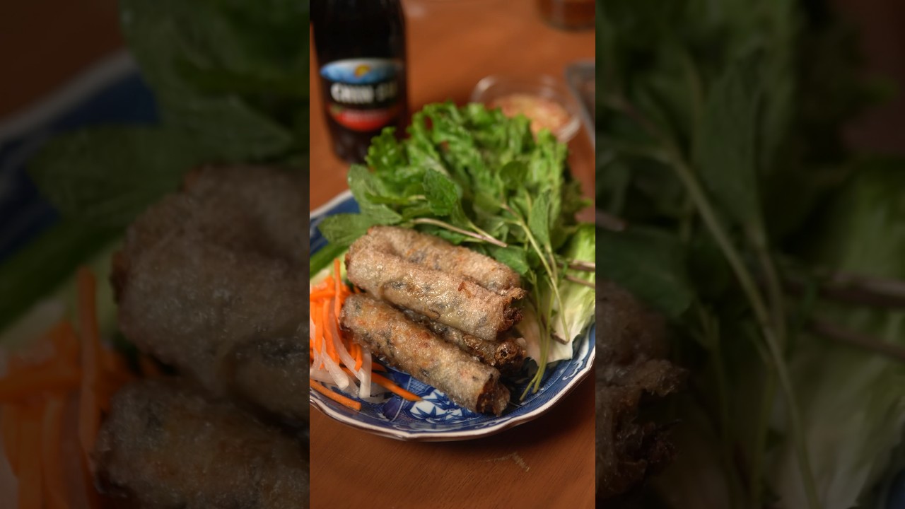 Vietnamese Fried Spring Rolls #food #eggroll #friedspringrolls #vietnamesefood #shorts