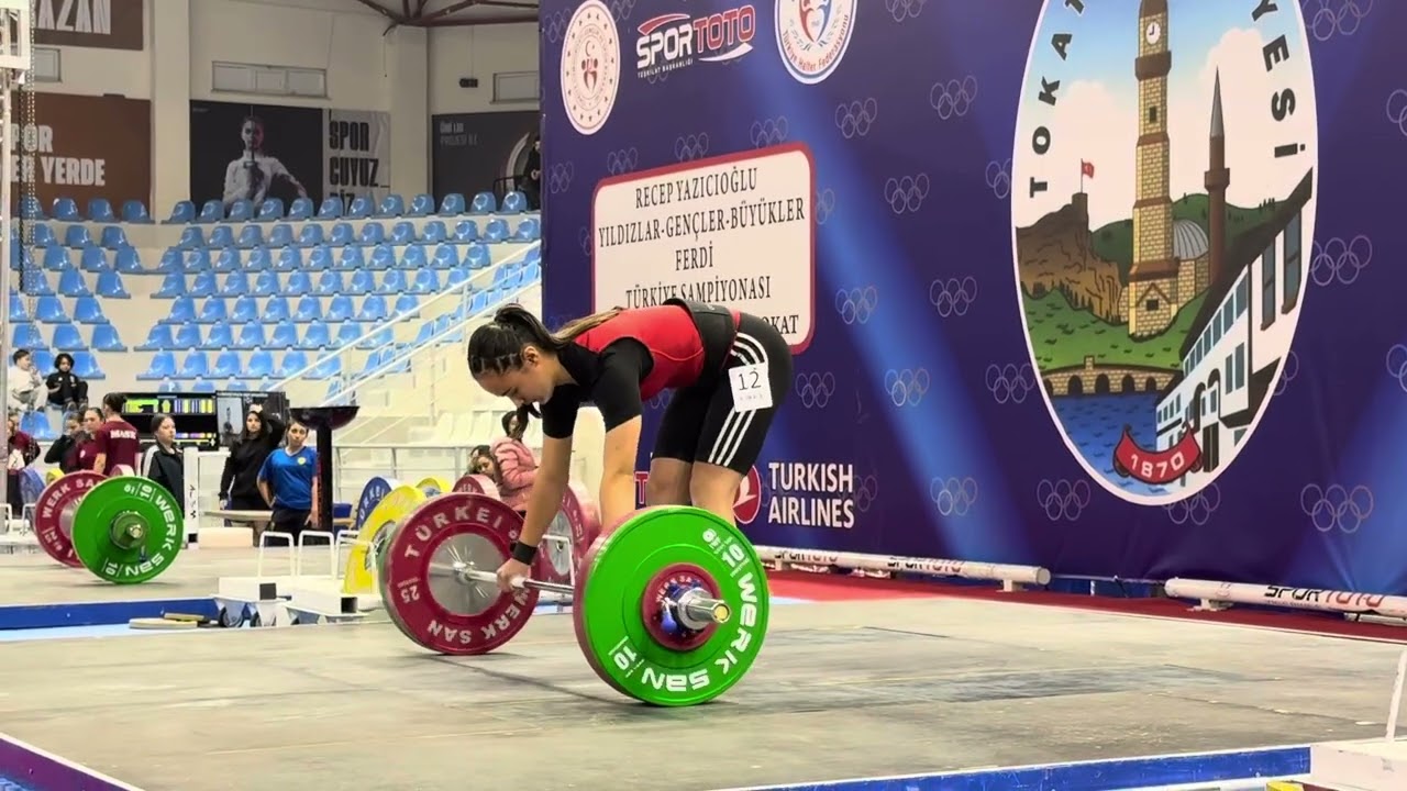 Elif İrem DOĞAN Tokat ilinde Yıldızlar Türkiye Halter Şampiyonasında Bronz madalya kazanmıştır.2026