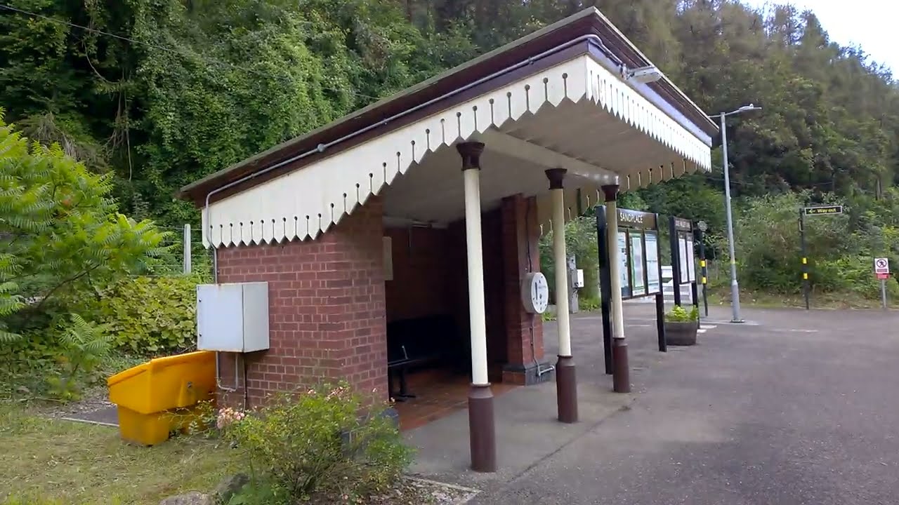 Sandplace Train Station